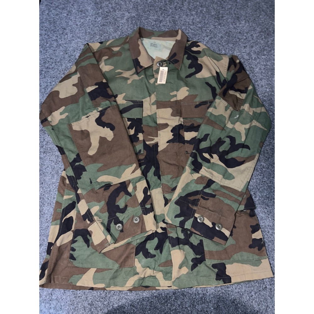 US Military Issue Woodland Camo BDU Combat Coat Jacket Medium Regular